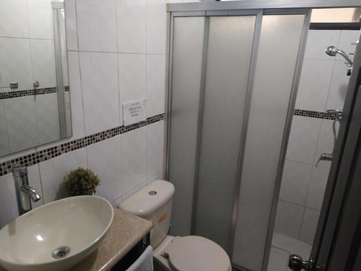 Hotel Antiguo Antiguo Cuscatlán エクステリア 写真