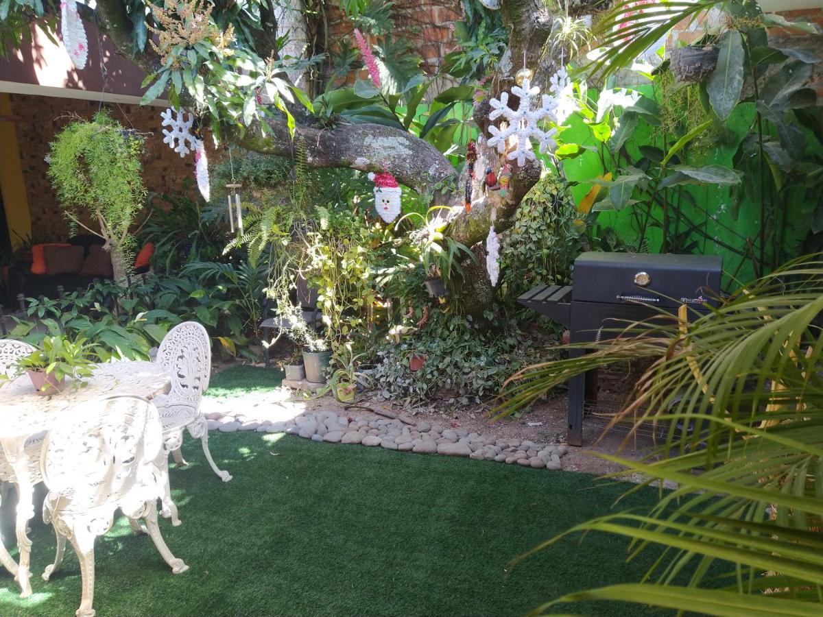 Hotel Antiguo Antiguo Cuscatlán エクステリア 写真