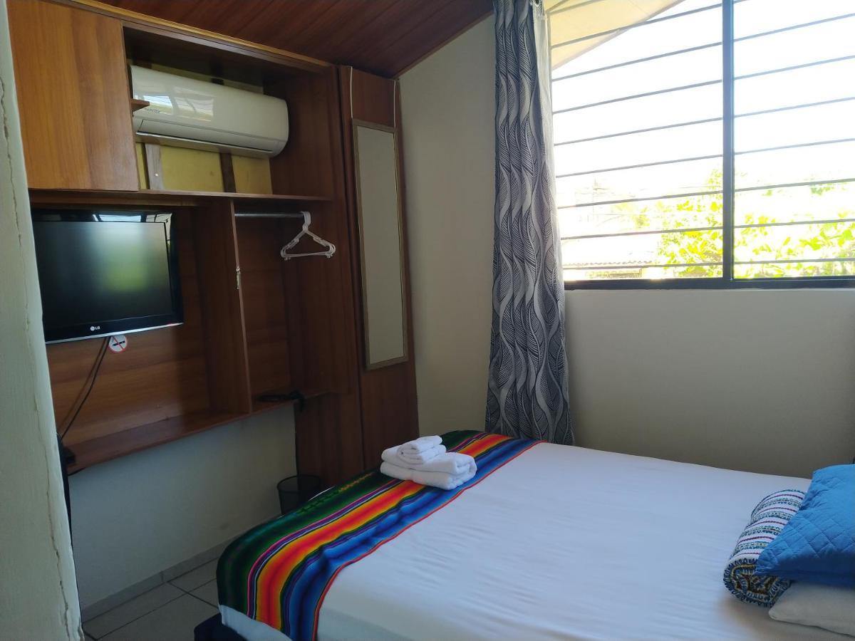 Hotel Antiguo Antiguo Cuscatlán 部屋 写真