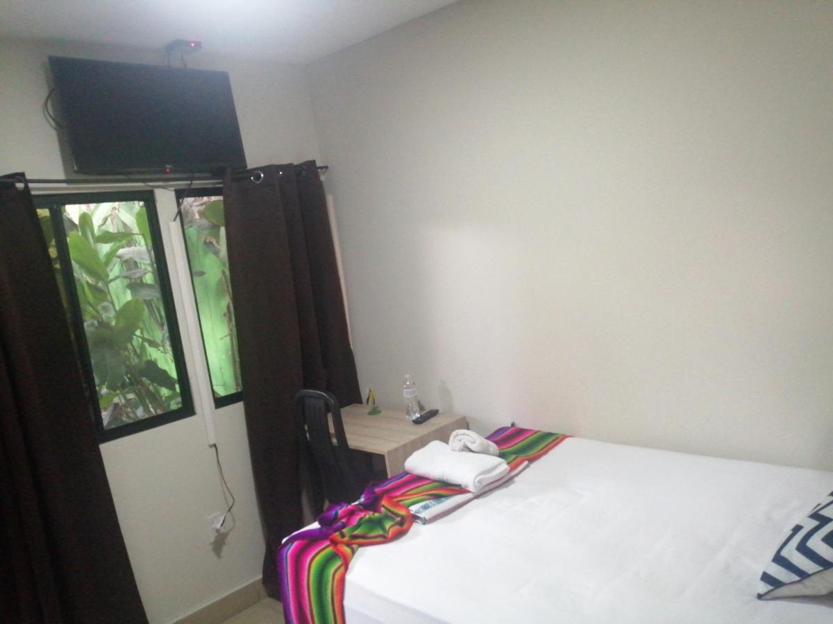 Hotel Antiguo Antiguo Cuscatlán 部屋 写真