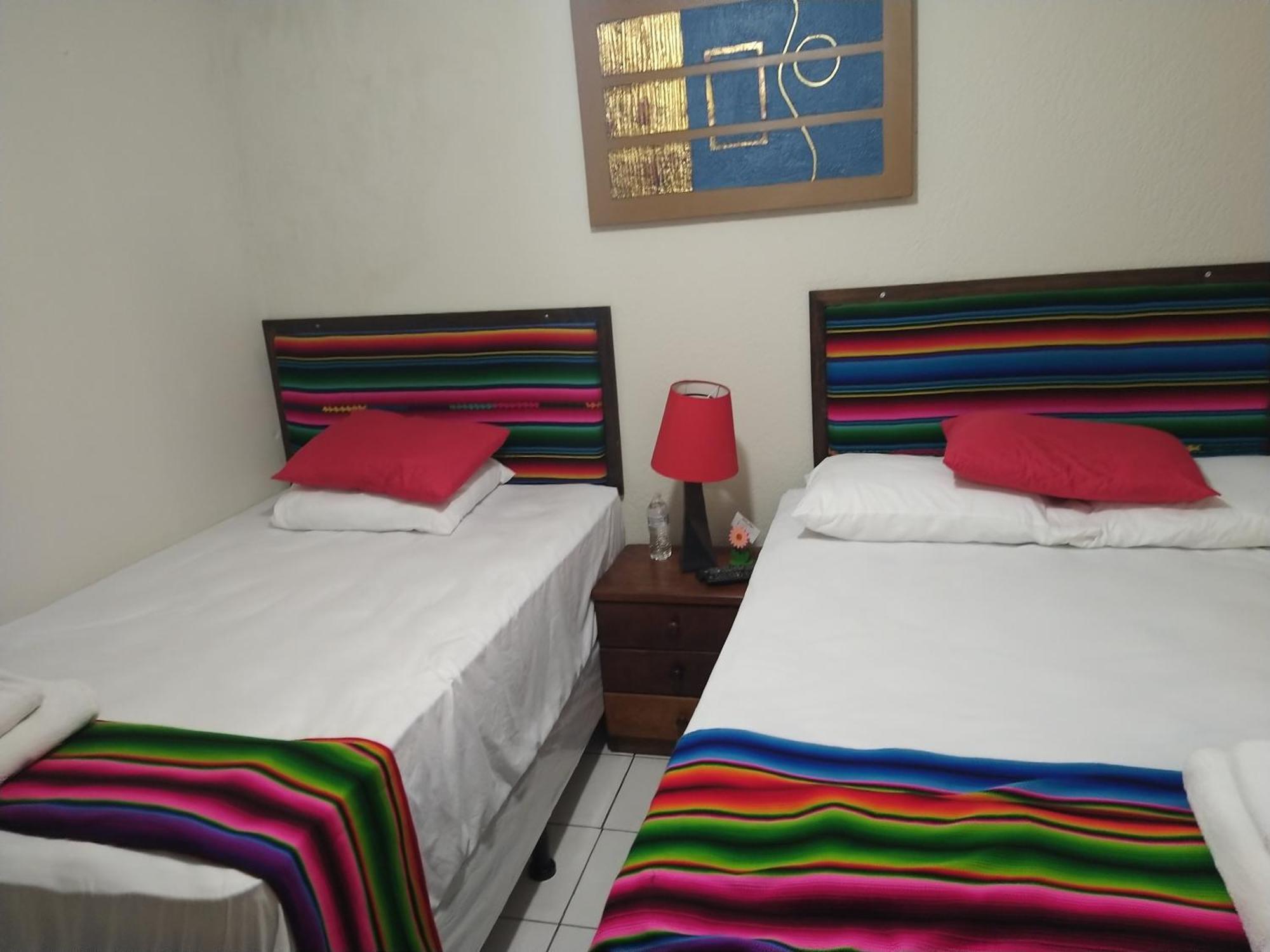 Hotel Antiguo Antiguo Cuscatlán 部屋 写真