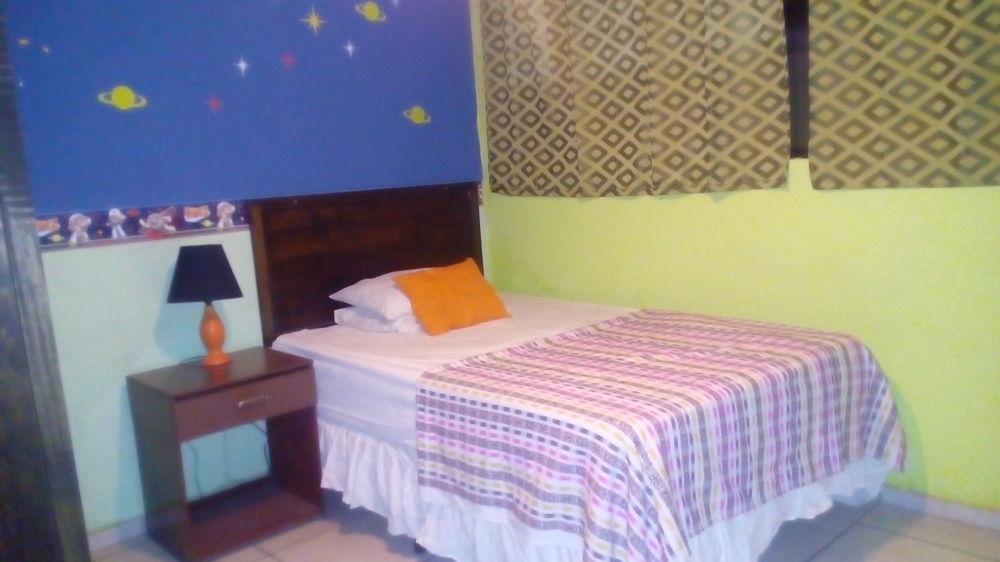 Hotel Antiguo Antiguo Cuscatlán エクステリア 写真